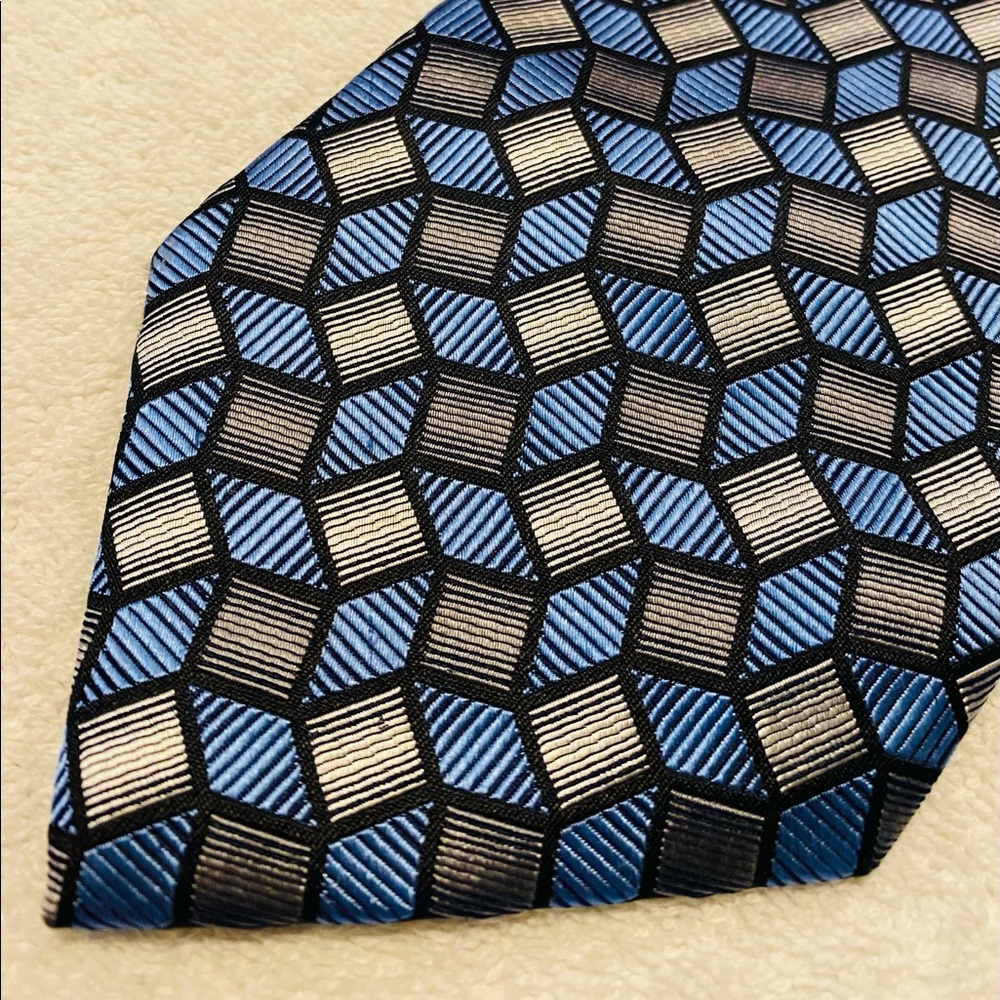 Brand New Trendy Power Tie By GENESIS